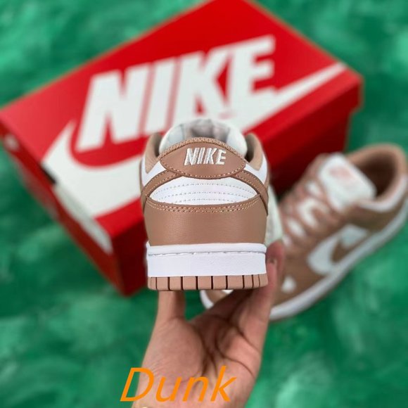 Nike Dunk Low Rose Whisper LC - Picture 2 of 6